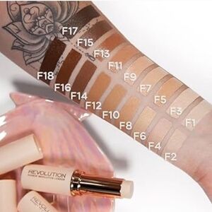 Foundation - Multiple Shades